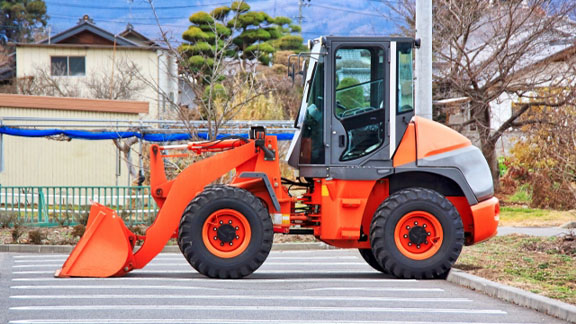 古い重機や壊れたバックホー・フォークリフトでも買取可能｜修理不要でそのまま査定